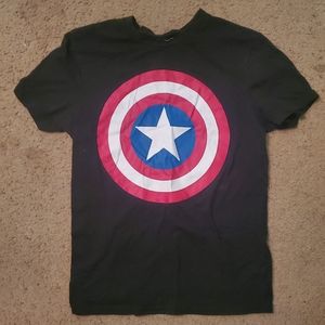 Captain America t-shirt